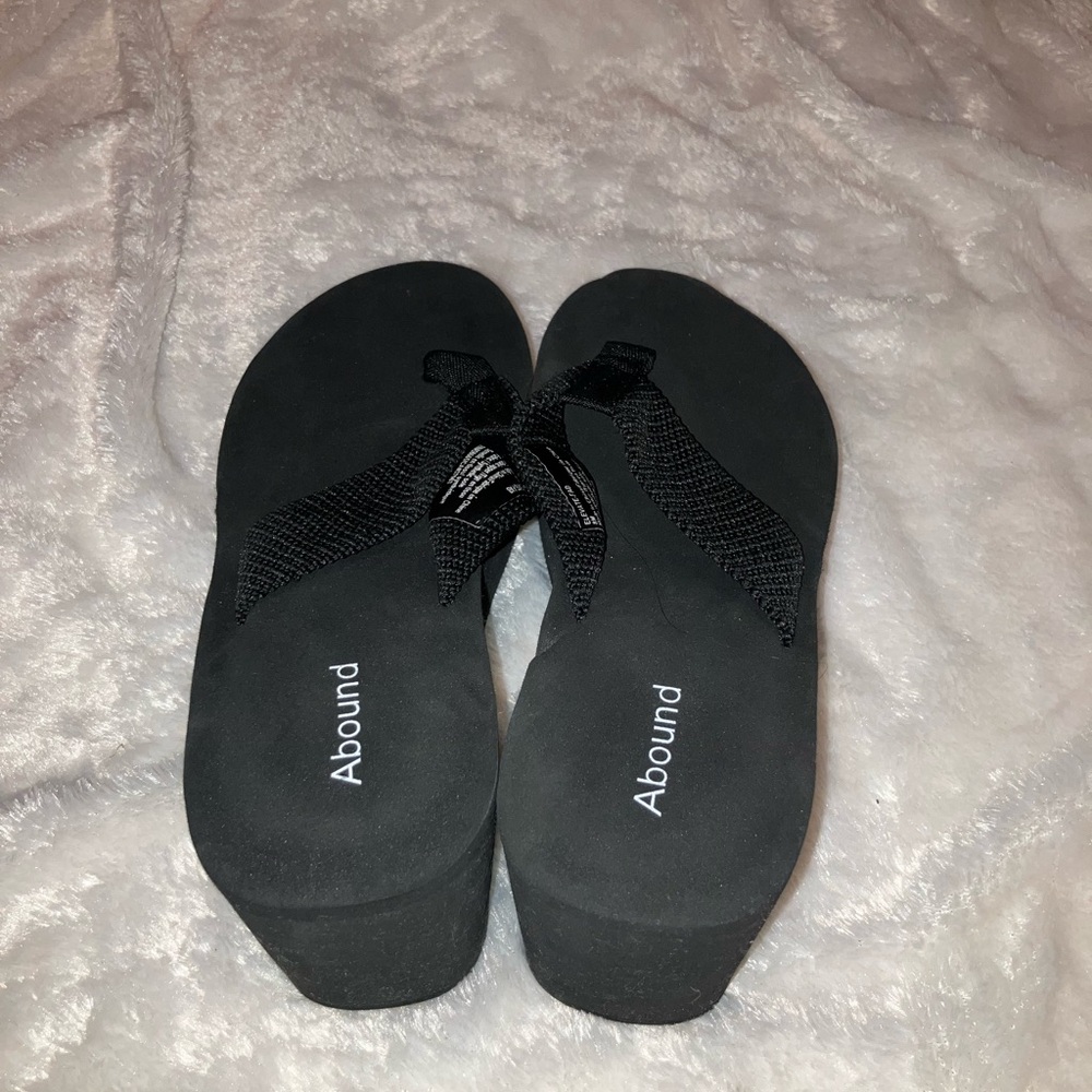 Abound Black Sandals Classic Thong Style platform